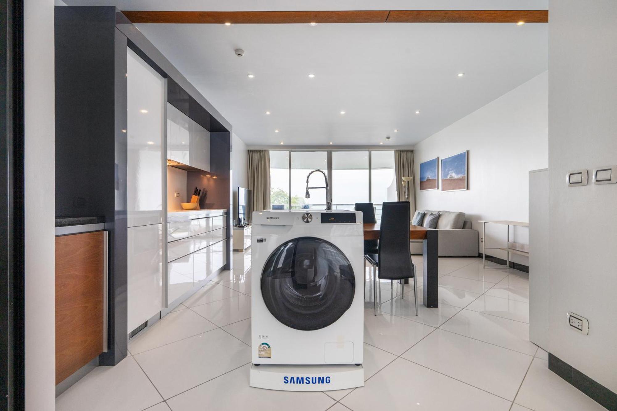 Pure Sunset Beach - Ocean View Room, Pattaya นาจอมเทียน ภายนอก รูปภาพ