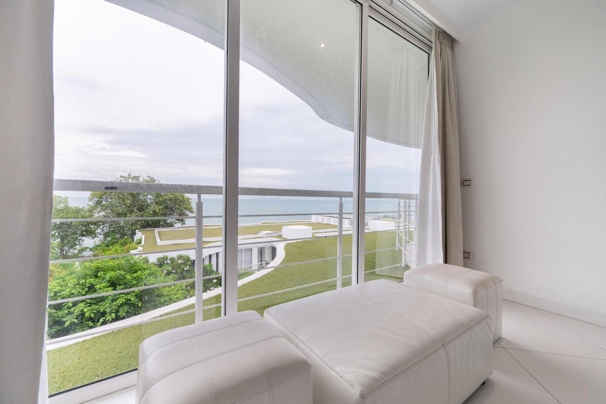 Pure Sunset Beach - Ocean View Room, Pattaya นาจอมเทียน ภายนอก รูปภาพ
