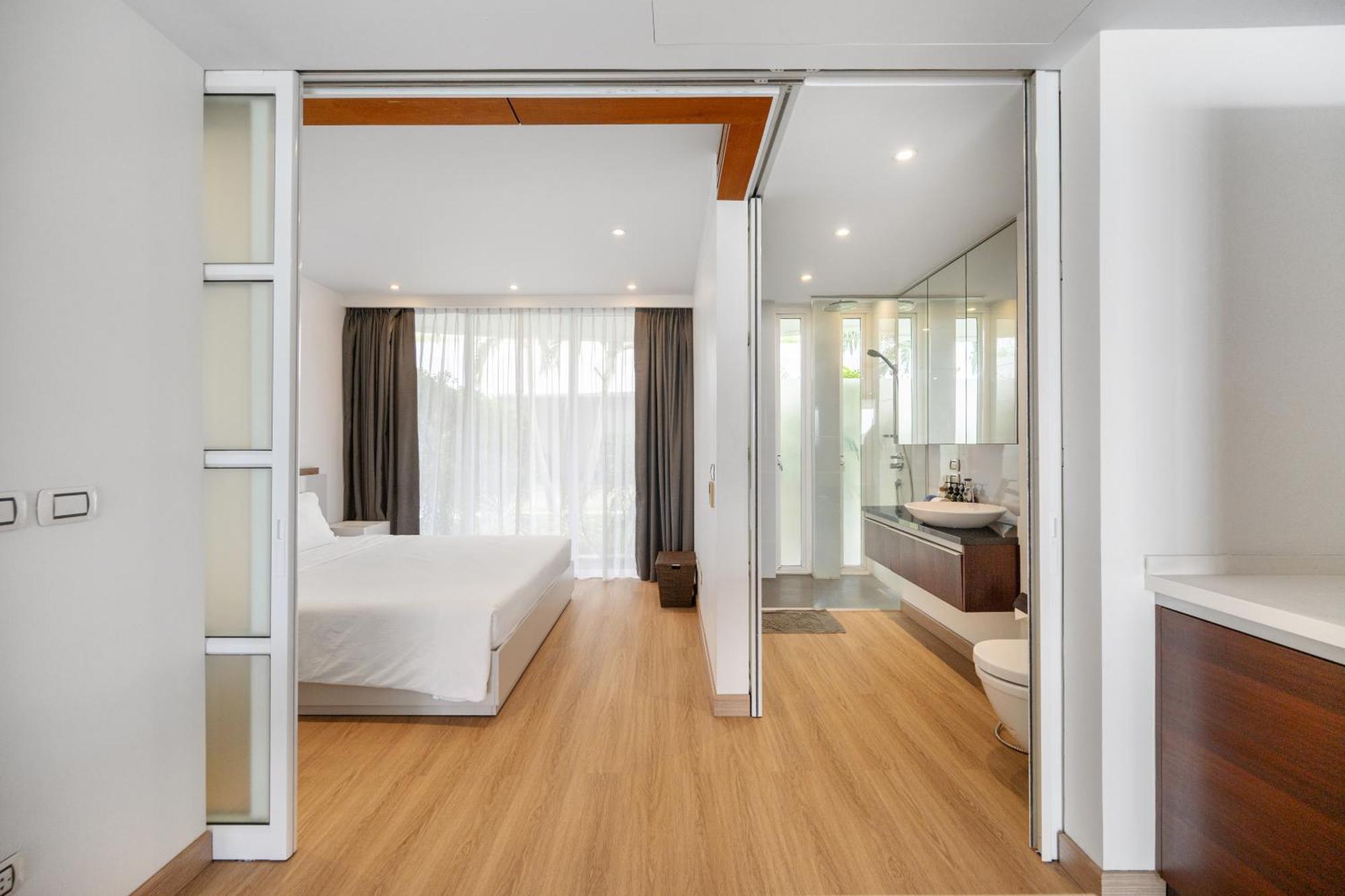 Pure Sunset Beach - Ocean View Room, Pattaya นาจอมเทียน ภายนอก รูปภาพ