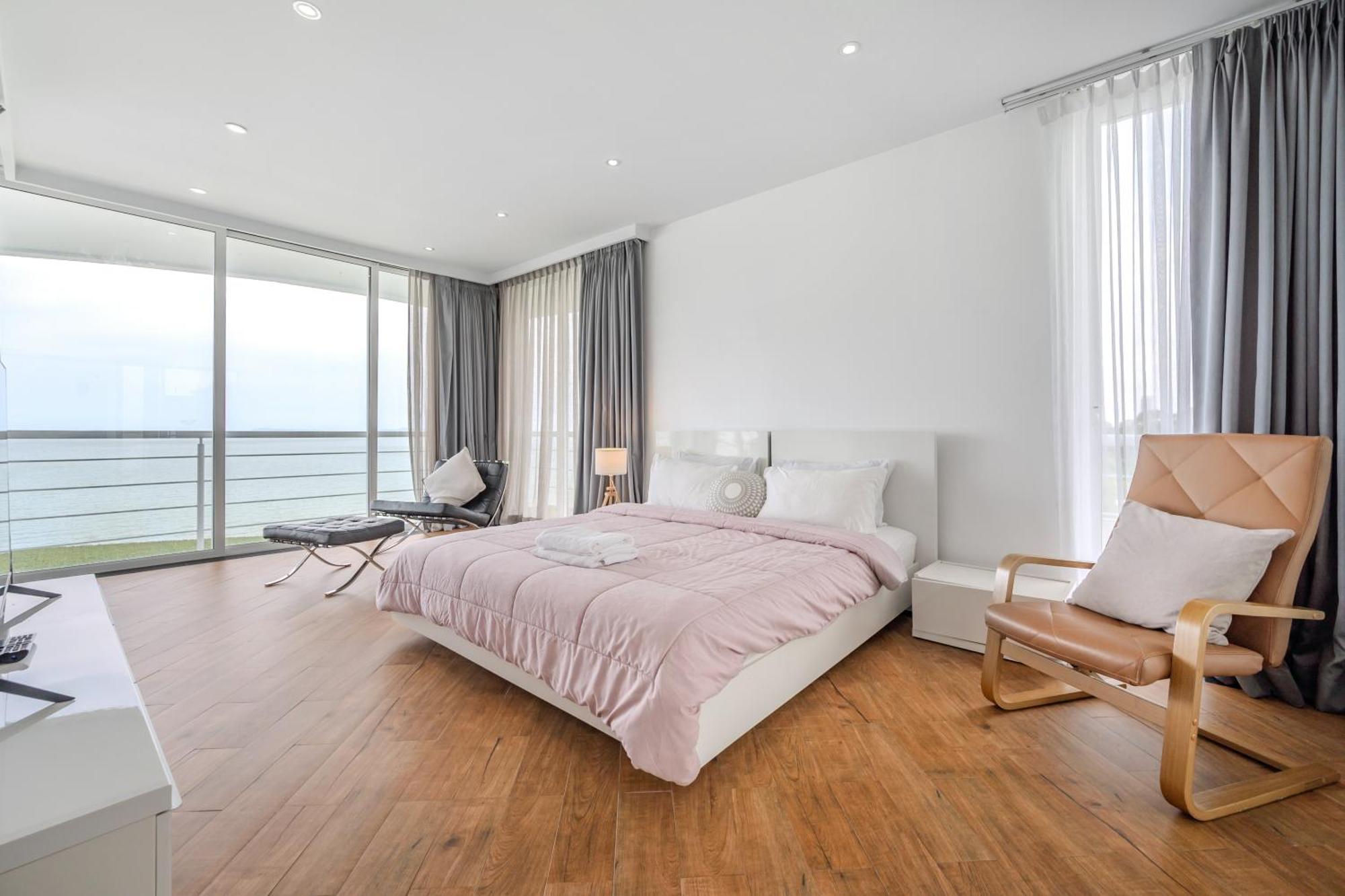 Pure Sunset Beach - Ocean View Room, Pattaya นาจอมเทียน ภายนอก รูปภาพ